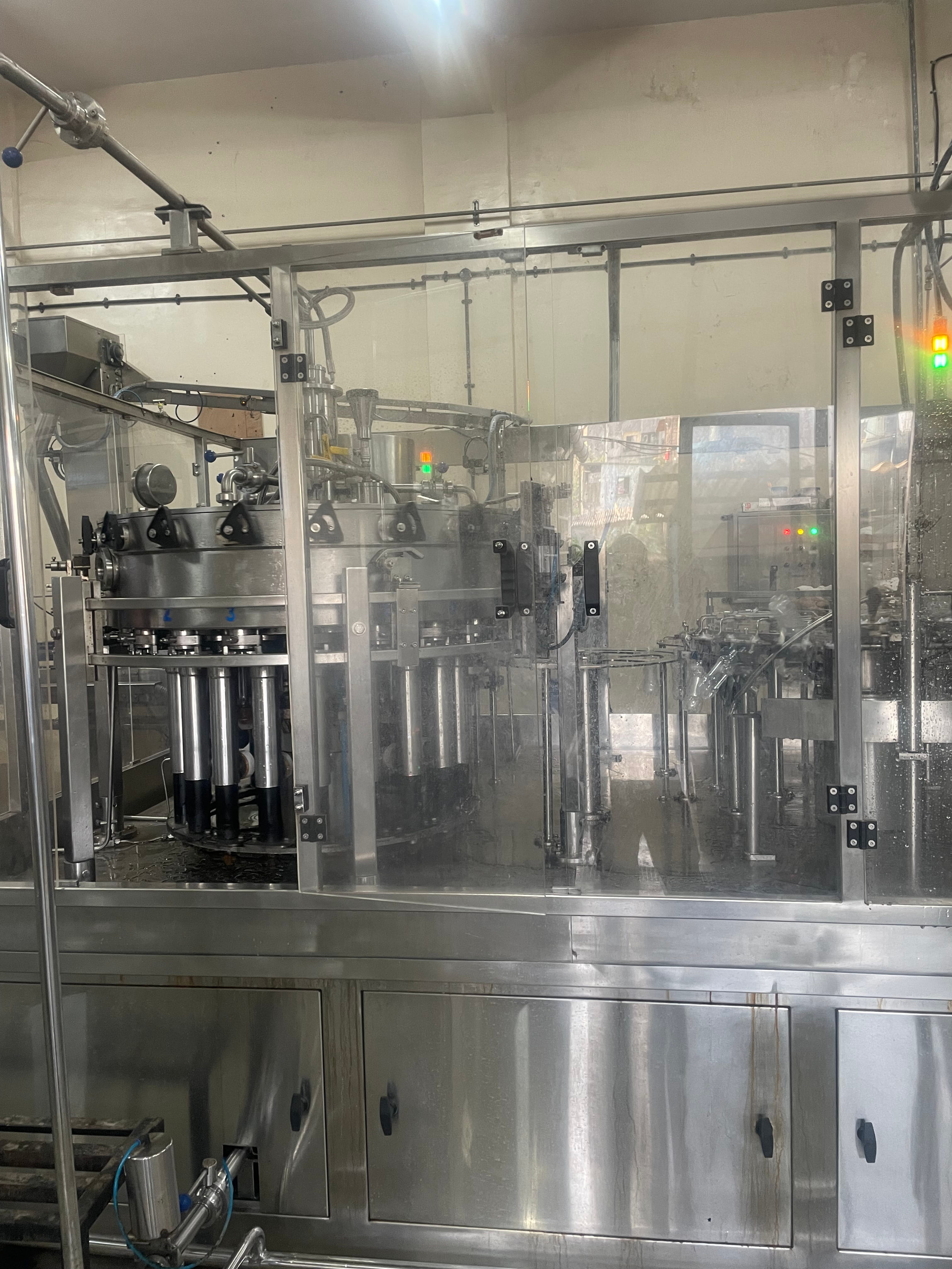 Rotary Filler for Carbonated Beverages